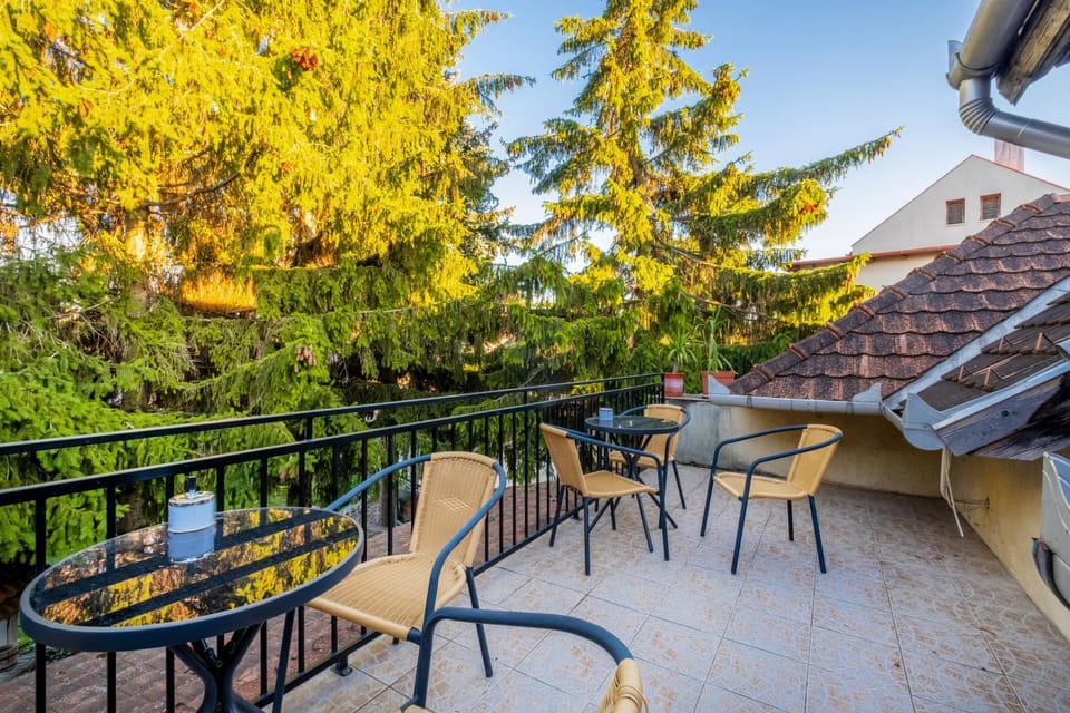Patio, Balcony/Terrace