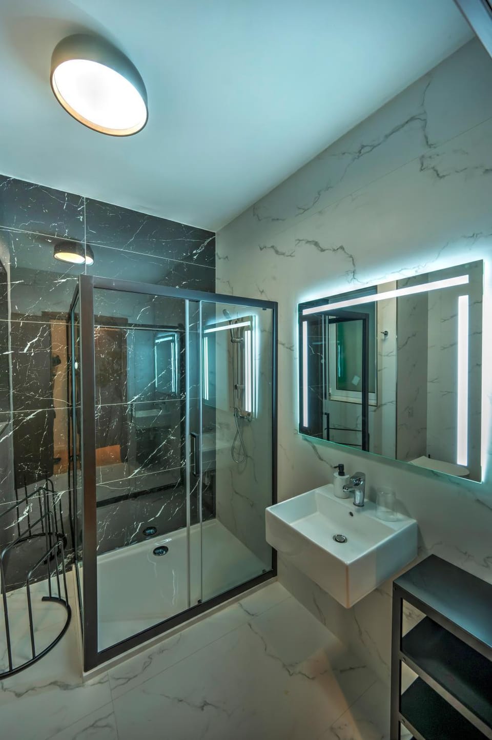 Large and stylish 1 bedroom 2 bathrooms AGER1-1 Apartment in Saint Julians