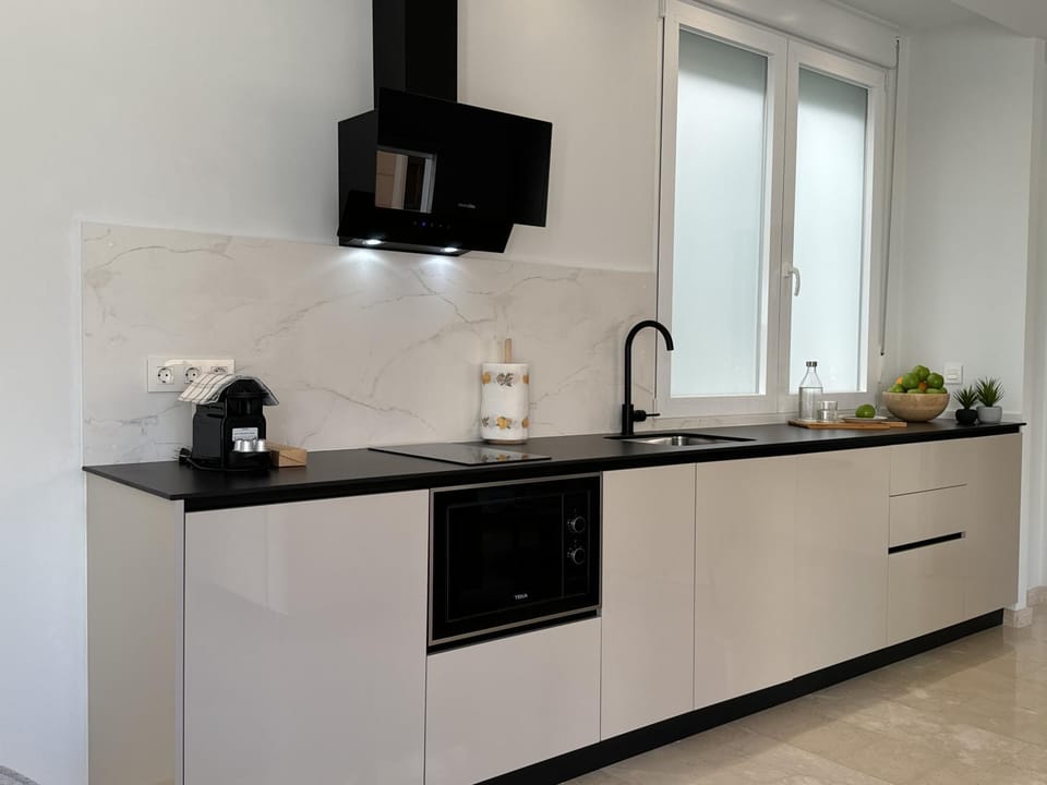 Navas 102 Cosmopolitan Loft Apartment in Granada