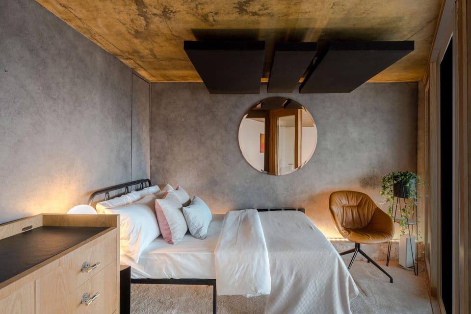 Central Shoreditch Penthouse Apartment in London Borough of Hackney