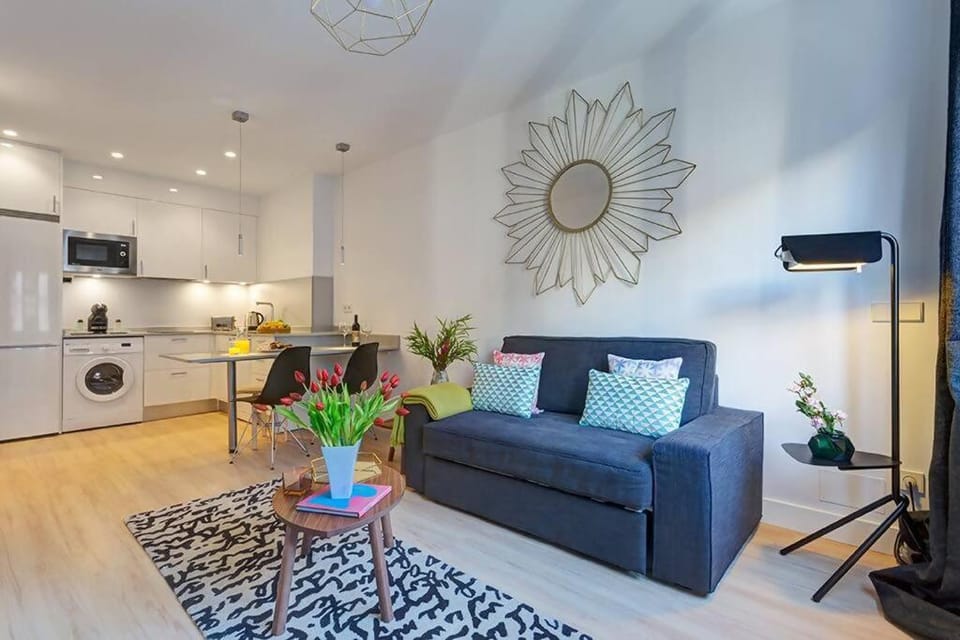 2 STEPS TO GRAN VIA/PUERTA DEL SOL PLAZA MAYOR.V10 Apartment in Centro