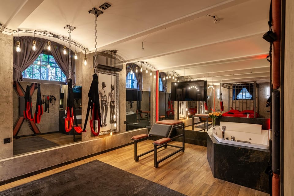 Royal Hot Jucuzzi Apartment Apartment in Lviv