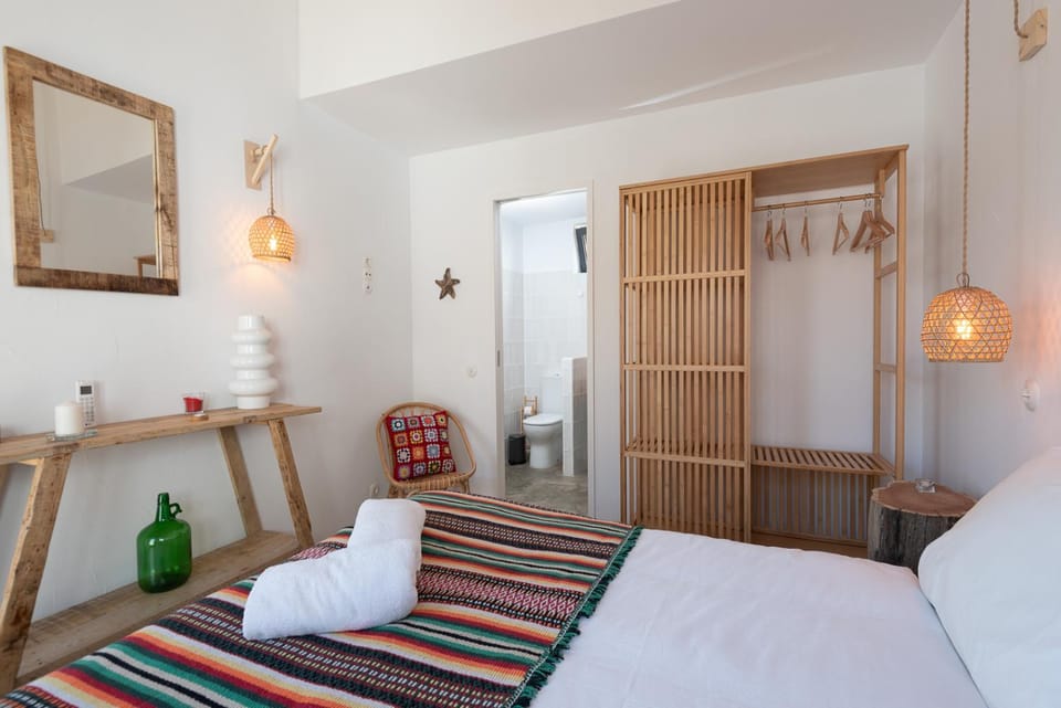 Bed, Bedroom, wardrobe