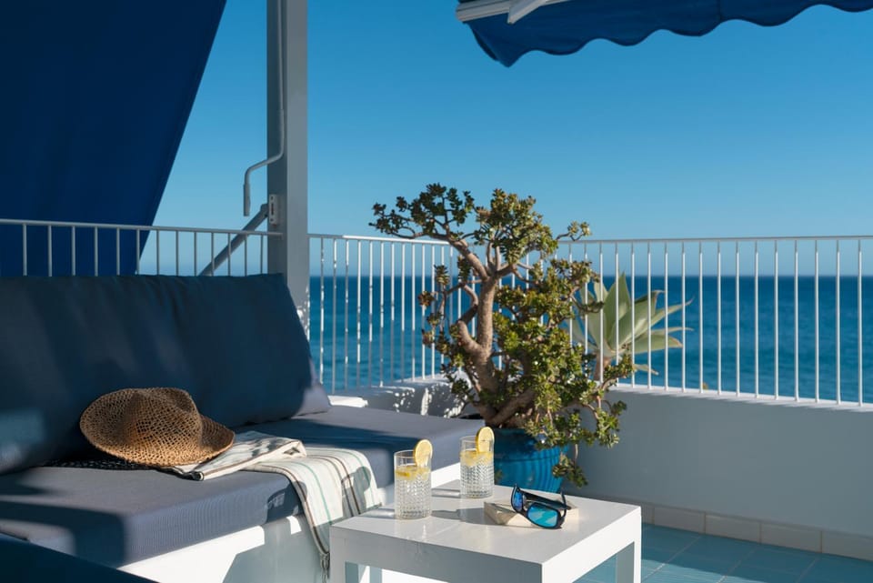 Sea Front Caletón Suite House in Puerto del Carmen