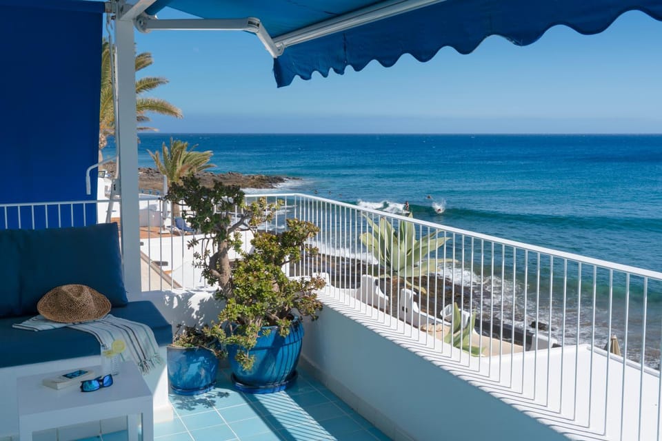 Sea Front Caletón Suite House in Puerto del Carmen