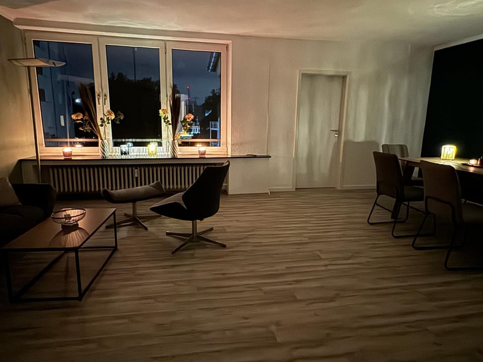 Living room, Seating area, Dining area