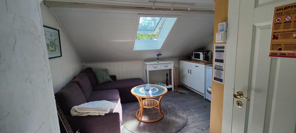 Øya husrom-fredelig sted nær E6-enkeltsenger Campground/ 
RV Resort in Viken, Norway