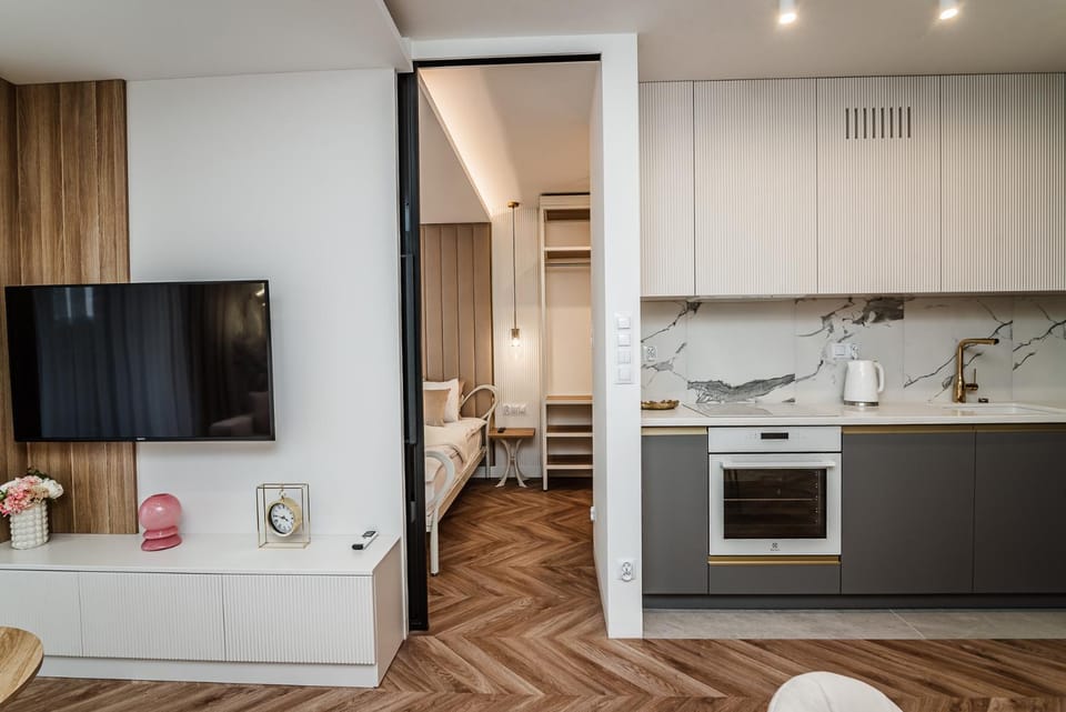 TV and multimedia, Kitchen or kitchenette, dishwasher