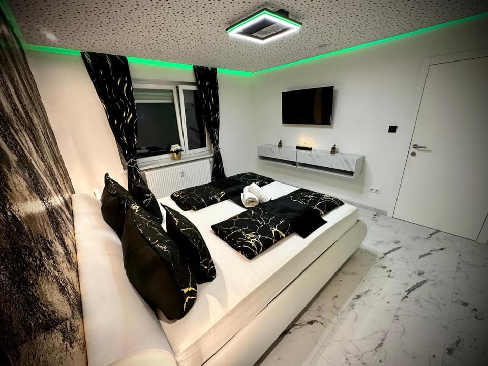Living room, Bedroom