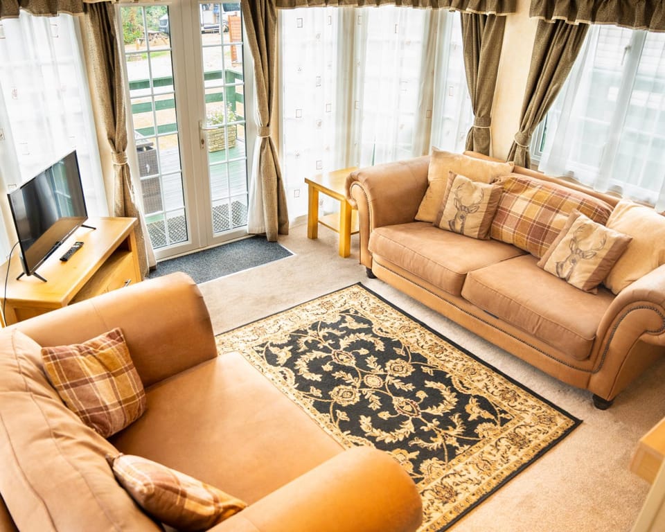 The Oaks Caravan at Kingsmead Apartment in Wellington