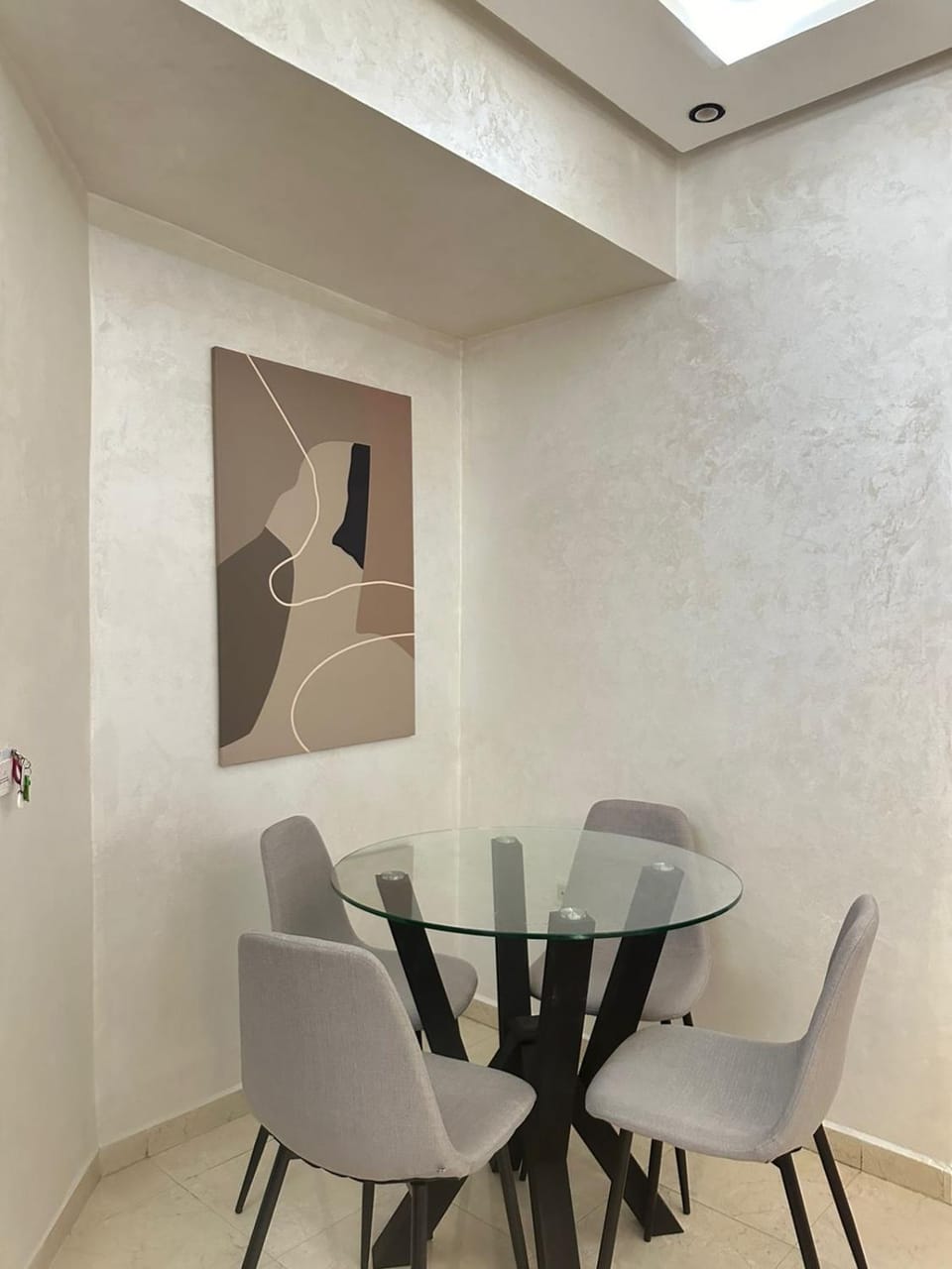 Seating area, Dining area