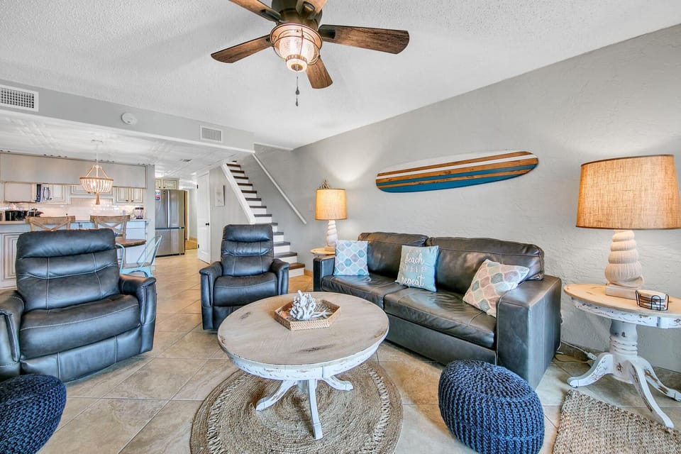 Sugar Beach Condo B-14 by Emerald Coast Retreats Apartment hotel in Lower Grand Lagoon