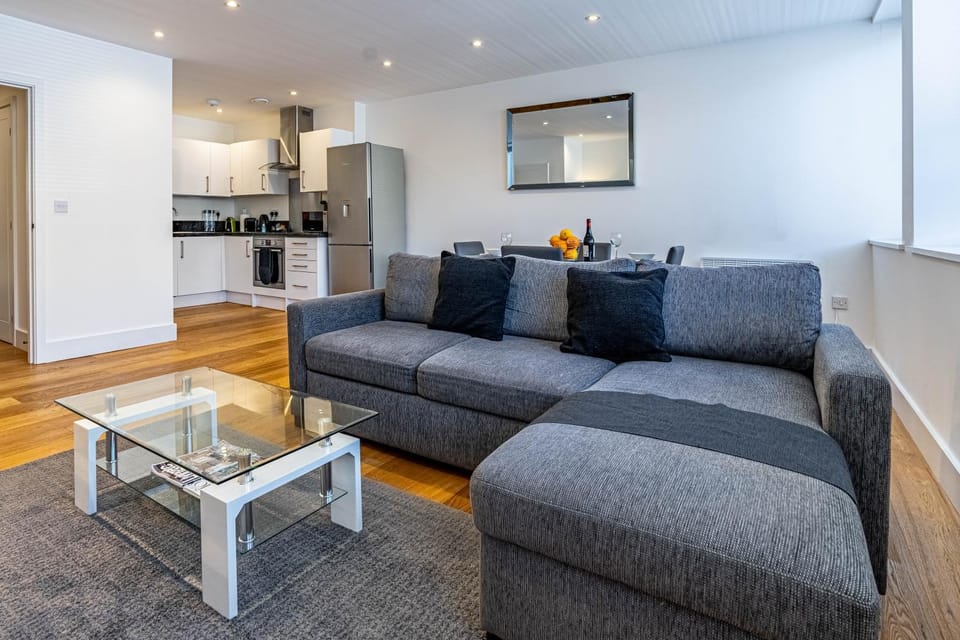 Kitchen or kitchenette, Living room, Dining area