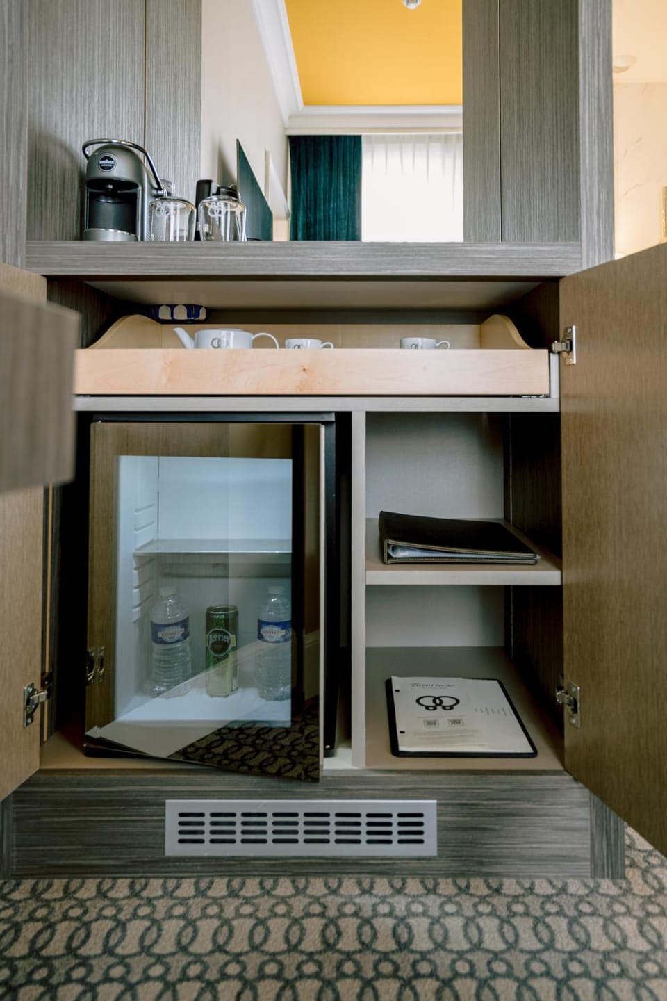 minibar
