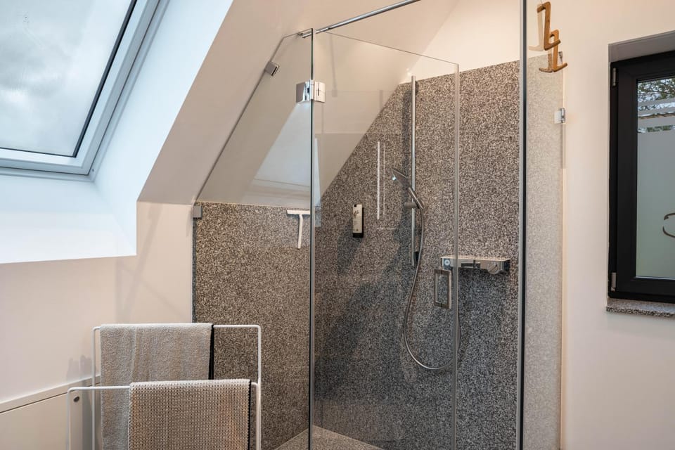 Bathroom, Living room
