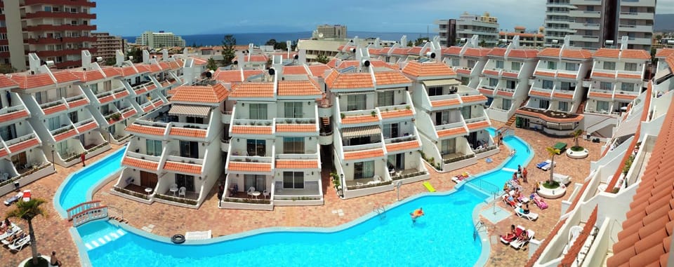 Property building, Swimming pool