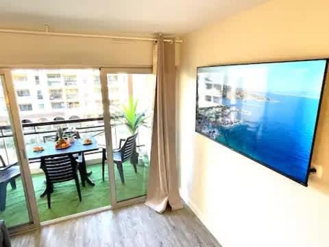 Le Cannes Beach 408 - cosy Balcon Piscine Netflix Apartment in Cannes