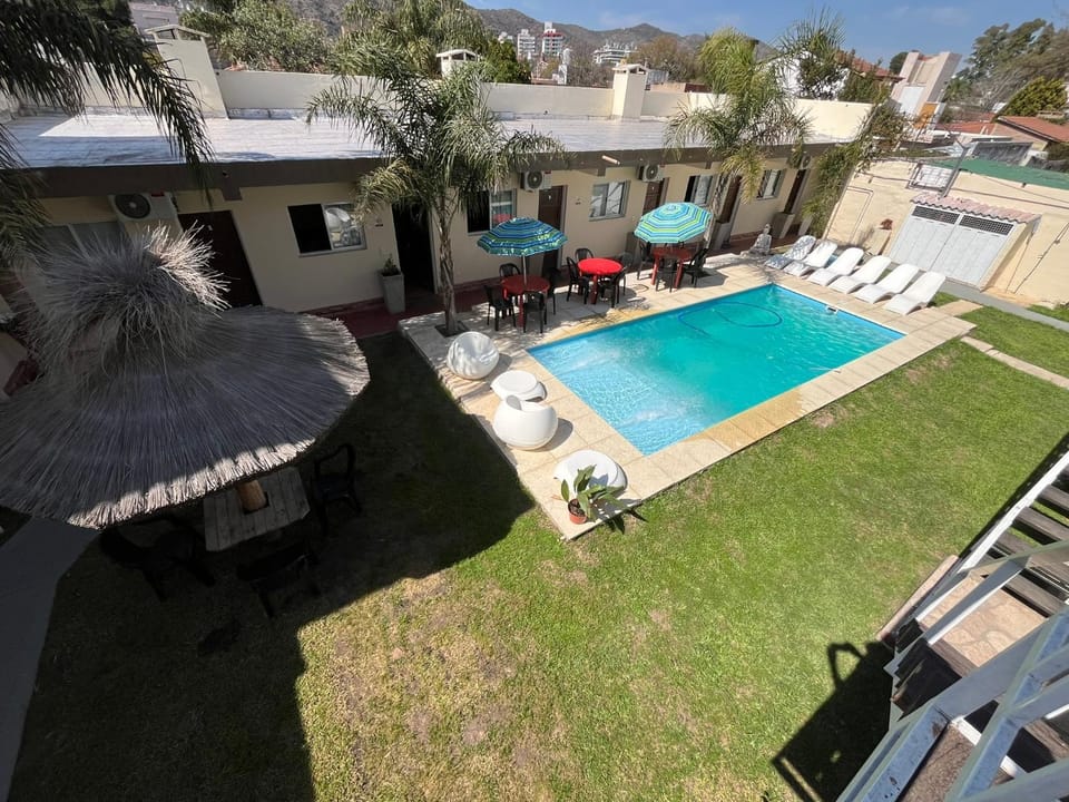 Garden, Swimming pool