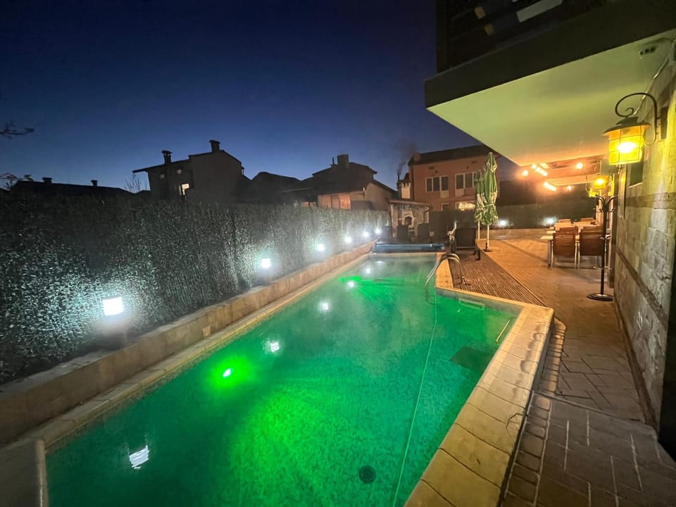 Patio, Pool view, Swimming pool
