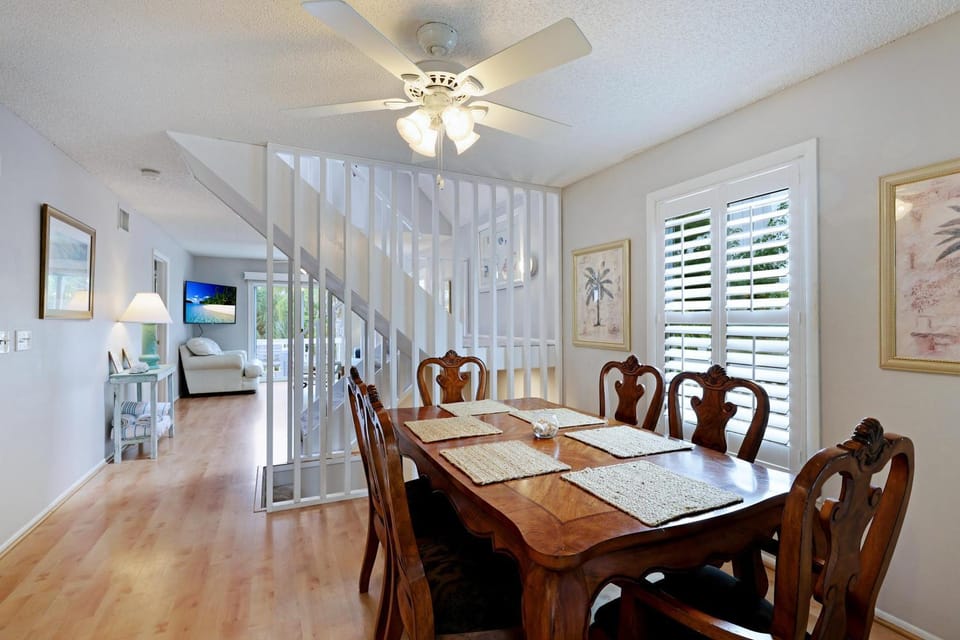 Island Tropical Villa Apartment in Holmes Beach