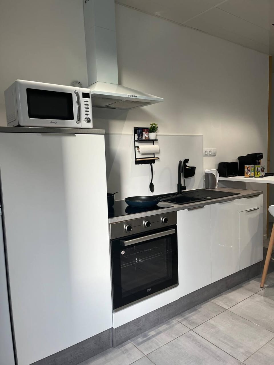 Dining area, microwave, oven, stove, kitchen