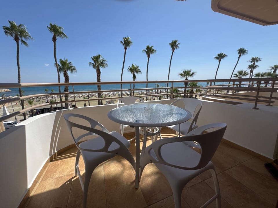 Day, Natural landscape, View (from property/room), Balcony/Terrace, Sea view