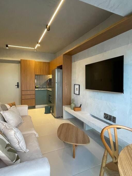TV and multimedia, Kitchen or kitchenette, Living room, Evening entertainment