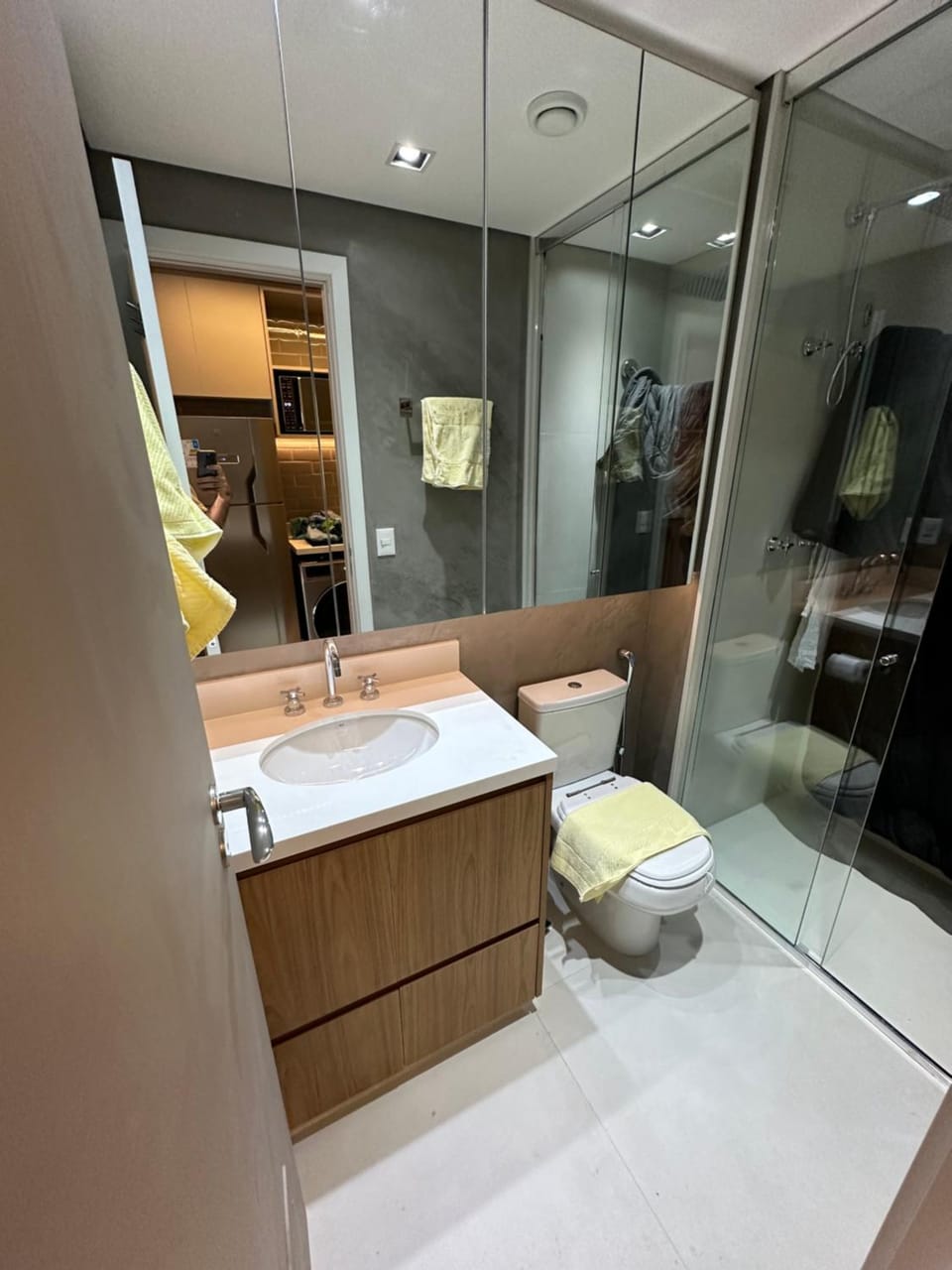 Shower, Bathroom, hair dryier, towels