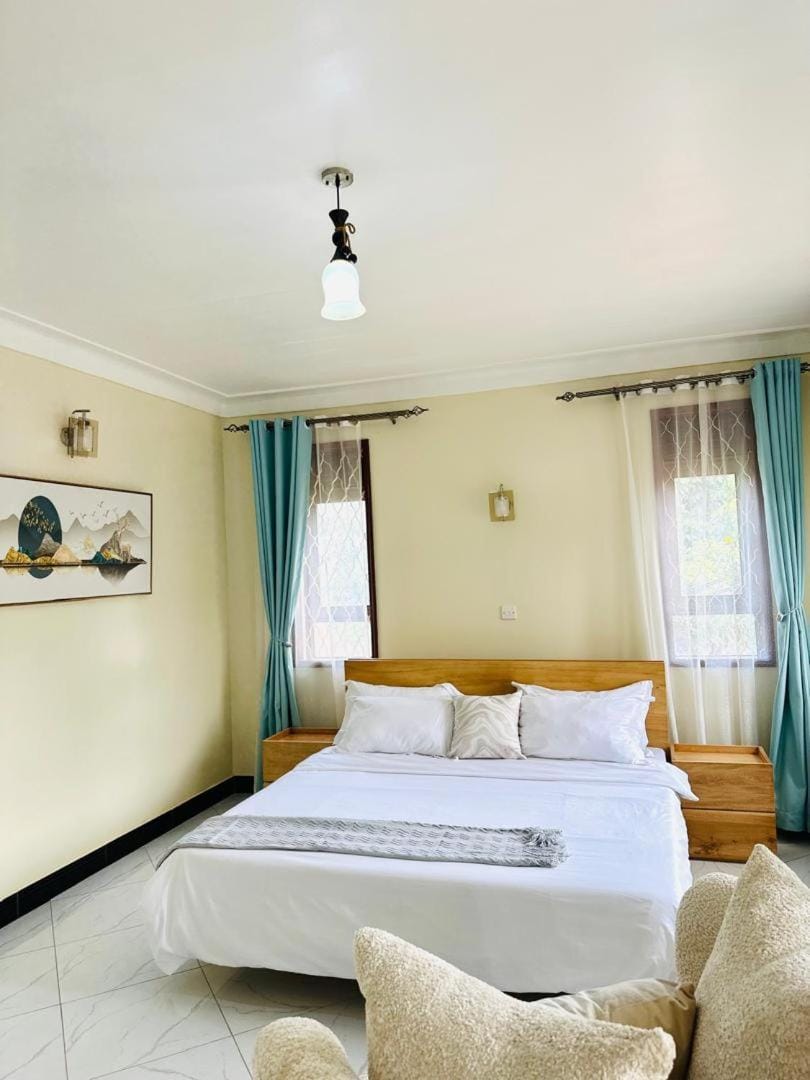 Bed, Bedroom, bidet, wardrobe