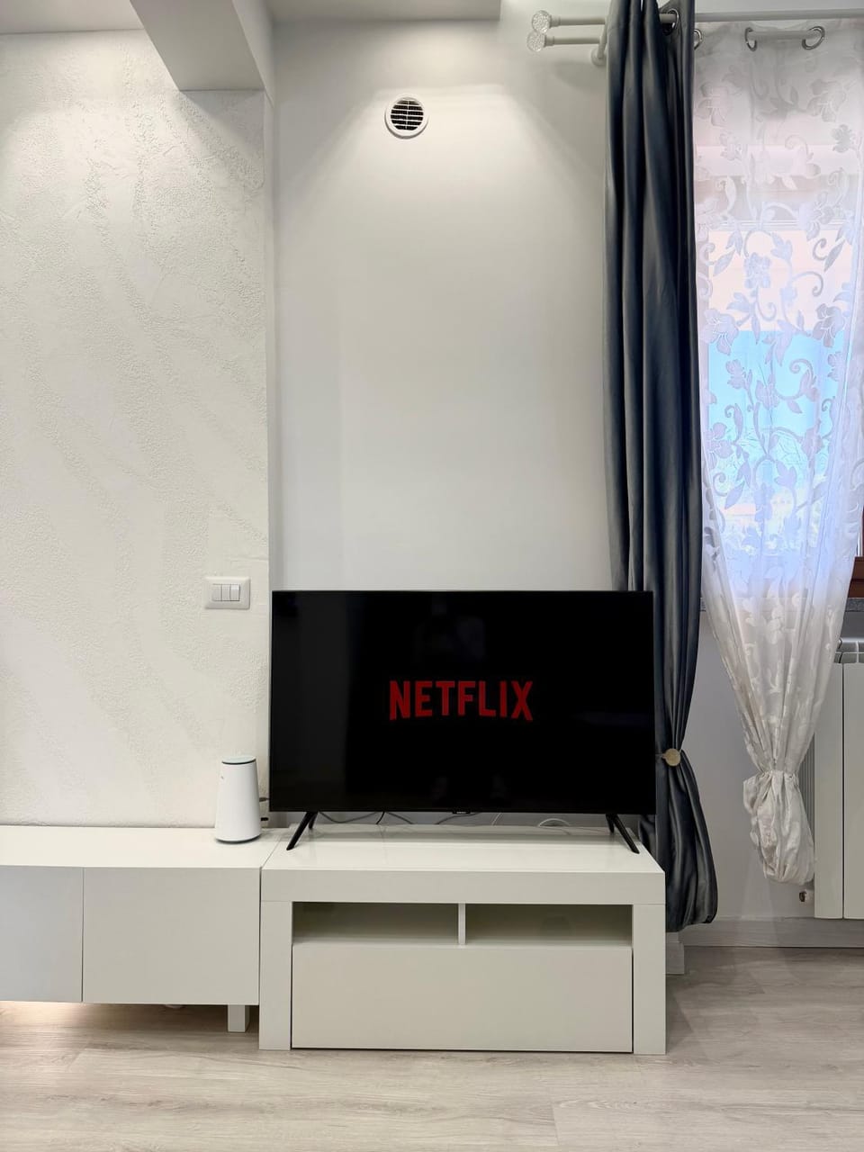 Communal lounge/ TV room, TV and multimedia