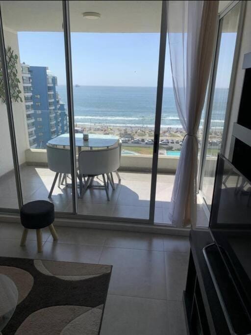 Natural landscape, View (from property/room), Balcony/Terrace, Seating area, Sea view