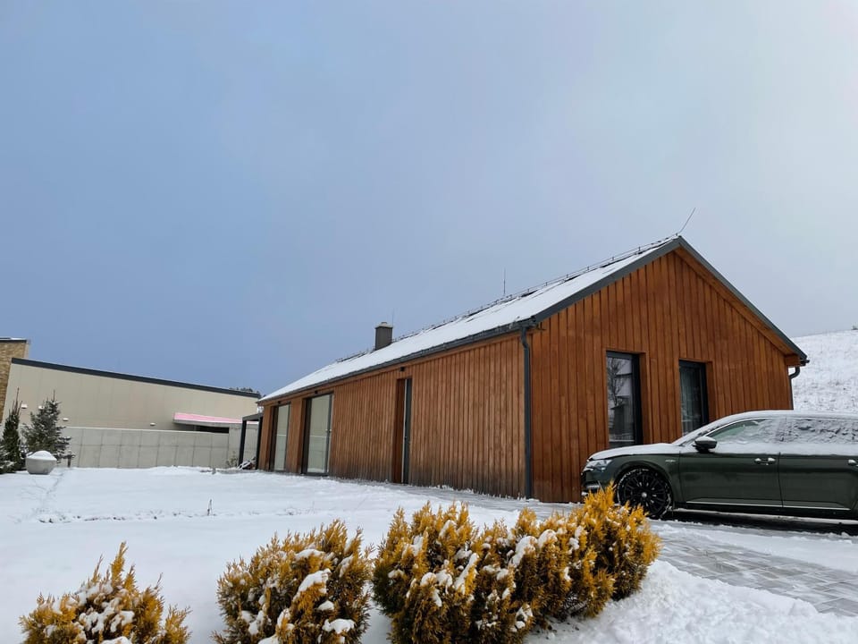 Property building, Winter