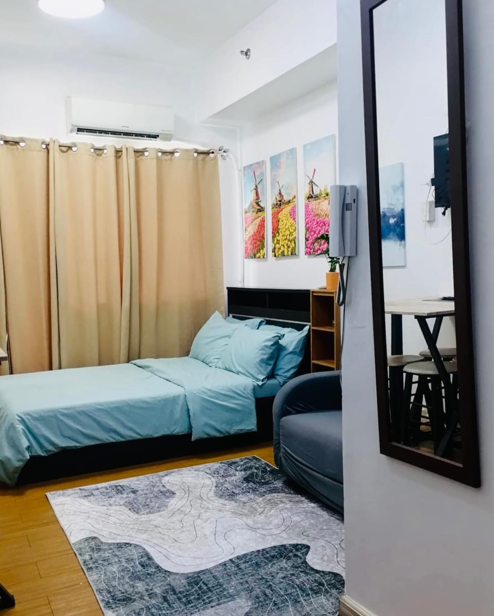 Bed, Photo of the whole room
