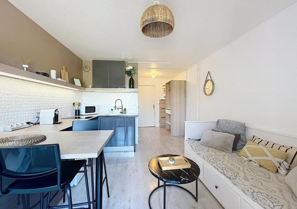 Studio-terrasse-Clim-Vue dégagée Apartment in Balaruc-les-Bains