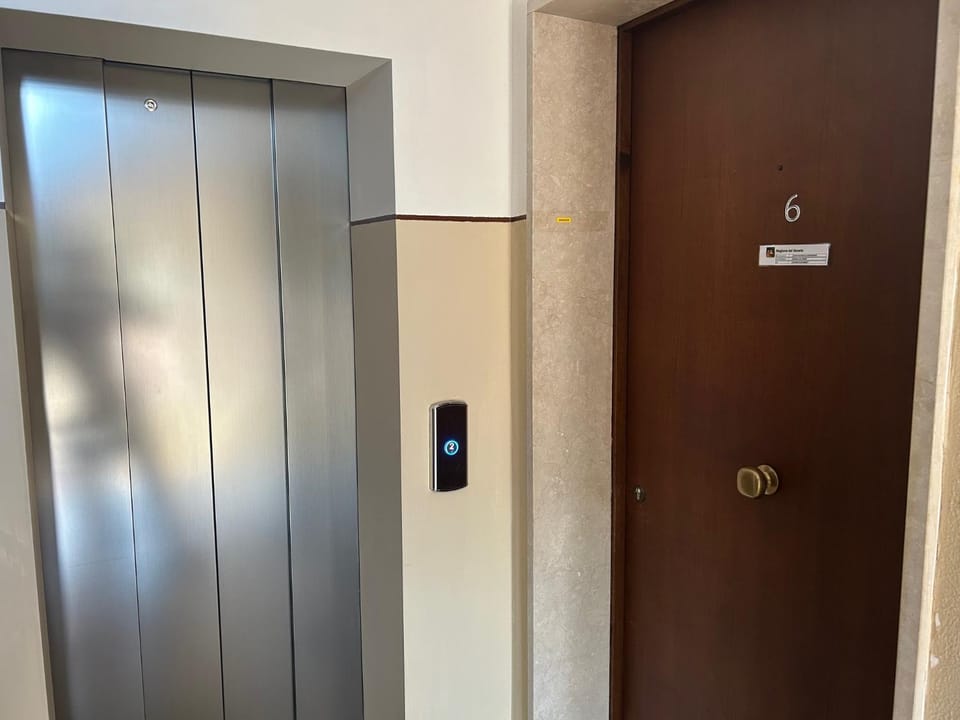 elevator