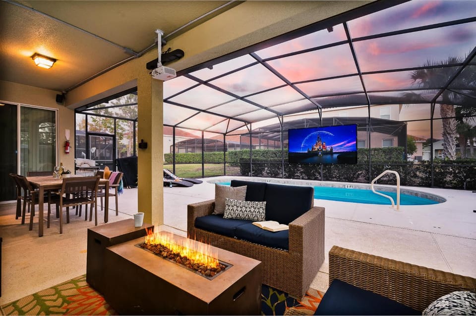 Heated Pool Hot Tub Lazy River Game Room House in Four Corners