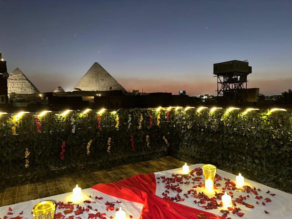 Nearby landmark, Night, Natural landscape, Food and drinks, Food
