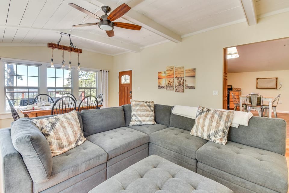Sonora Hilltop Home: Scenic Views, Pet Friendly! House in Calaveras County