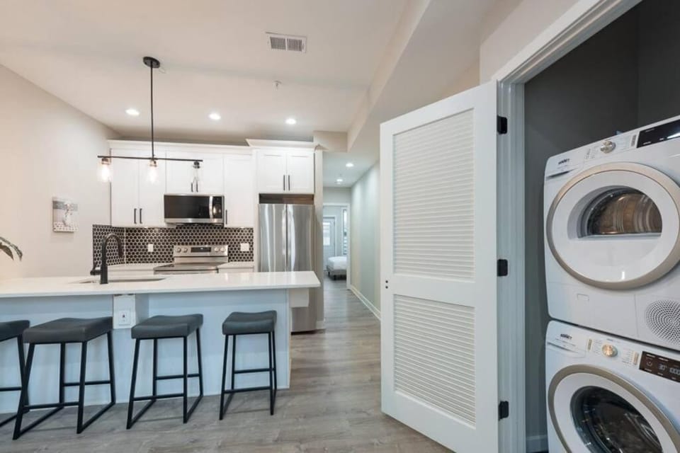 Modern LUX 2BR Apartment in DC with Patio Apartment in District of Columbia