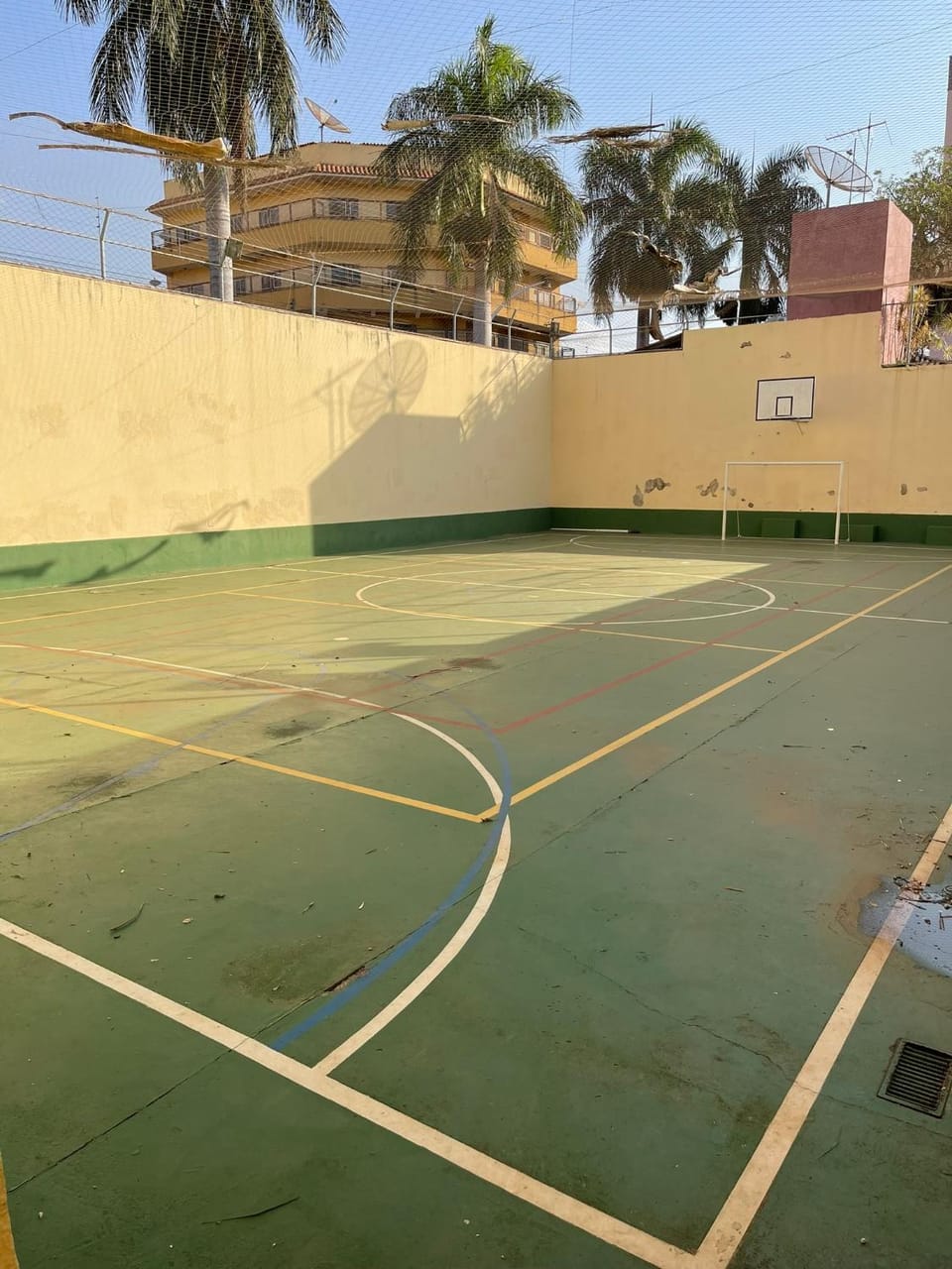 Tennis court