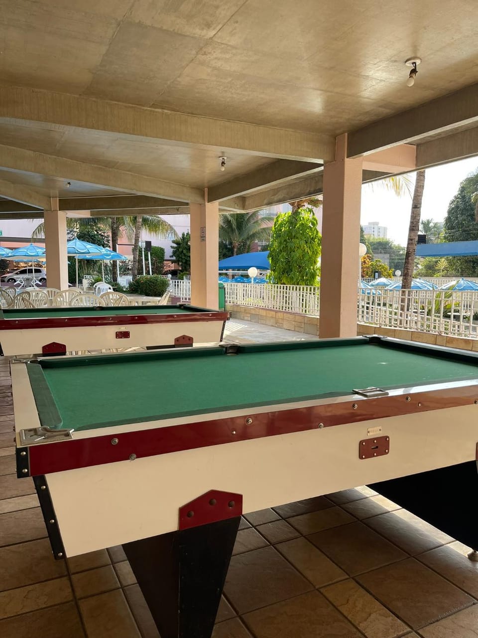 Billiard, Lounge or bar