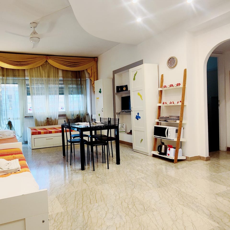 Bed, Living room, Dining area