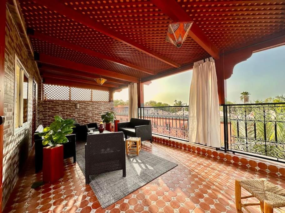 View (from property/room), Balcony/Terrace, Seating area