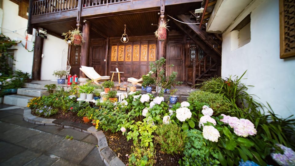 Property building, Day, Garden, Garden view