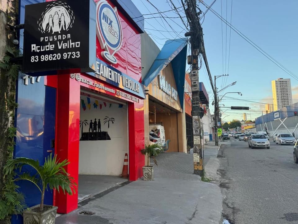 Facade/entrance