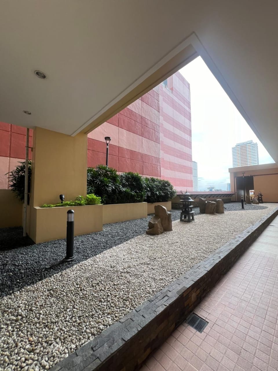 Property building, Garden view