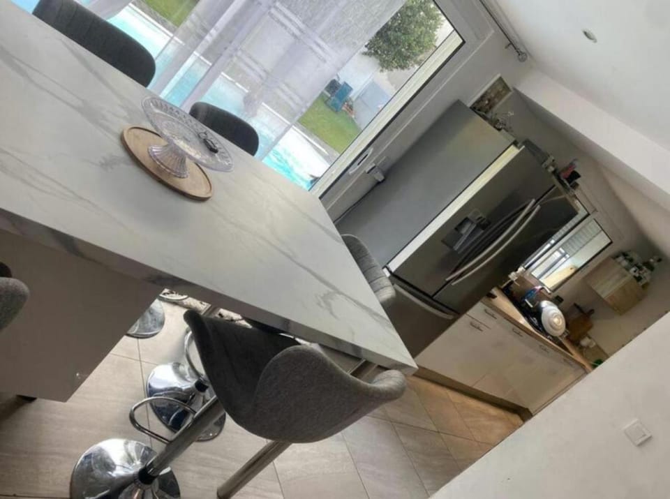 Lounge or bar, Dining area, Garden view, Garden view, Pool view, Pool view, Meals, Meals, kitchen, kitchen