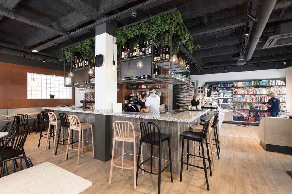 Lounge or bar