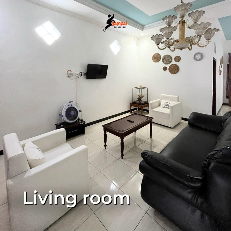 Communal lounge/ TV room, TV and multimedia, Living room, Seating area