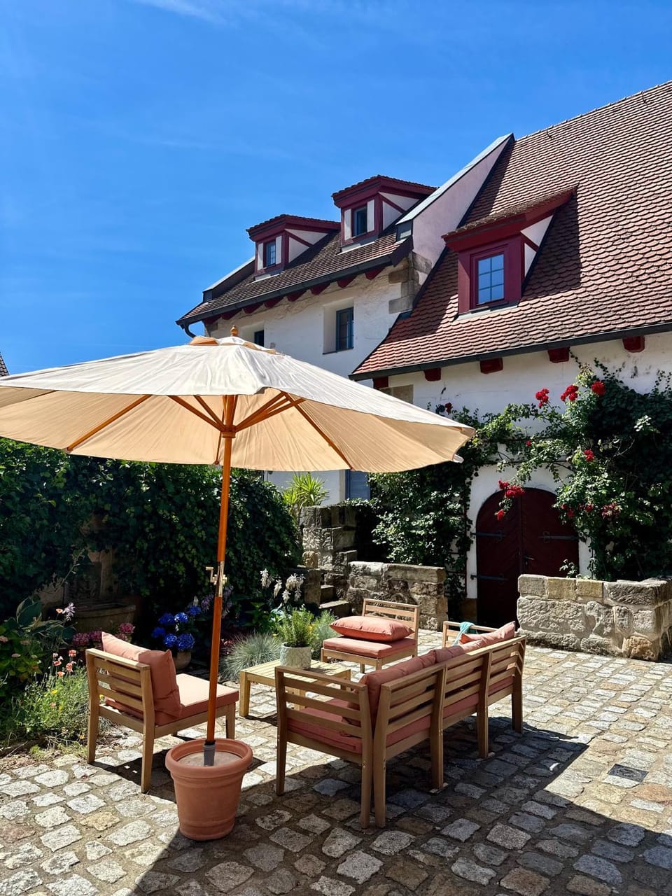Property building, Garden view